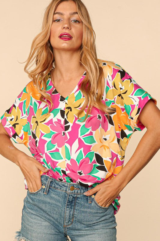 PLUS FLORAL LOOSE FIT SHORT SLEEVE KNIT TOP