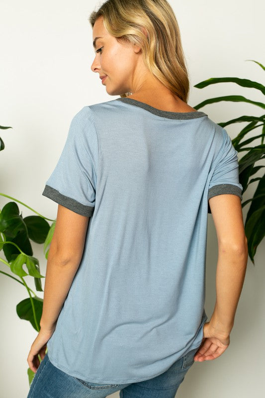 SOLID V NECK PLUS TOP